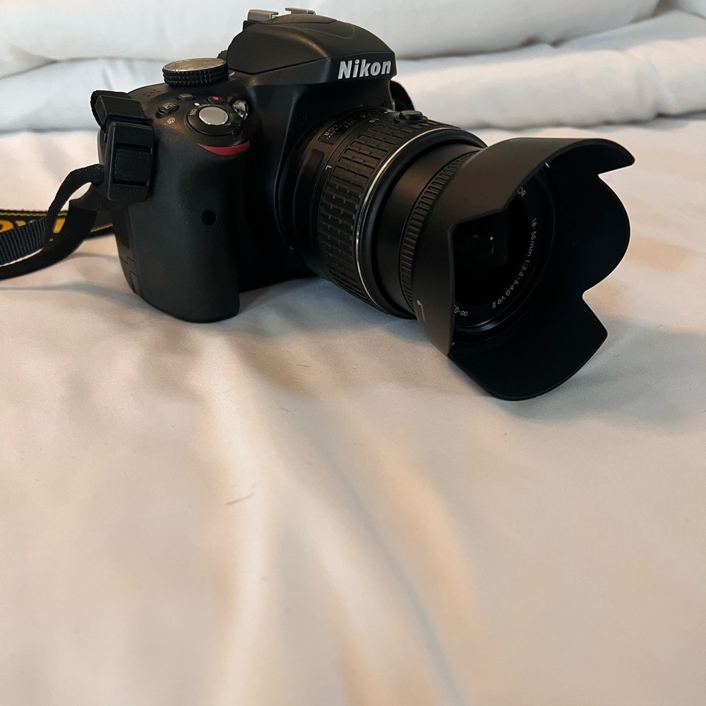 Nikon D3300 DSLR and accessories